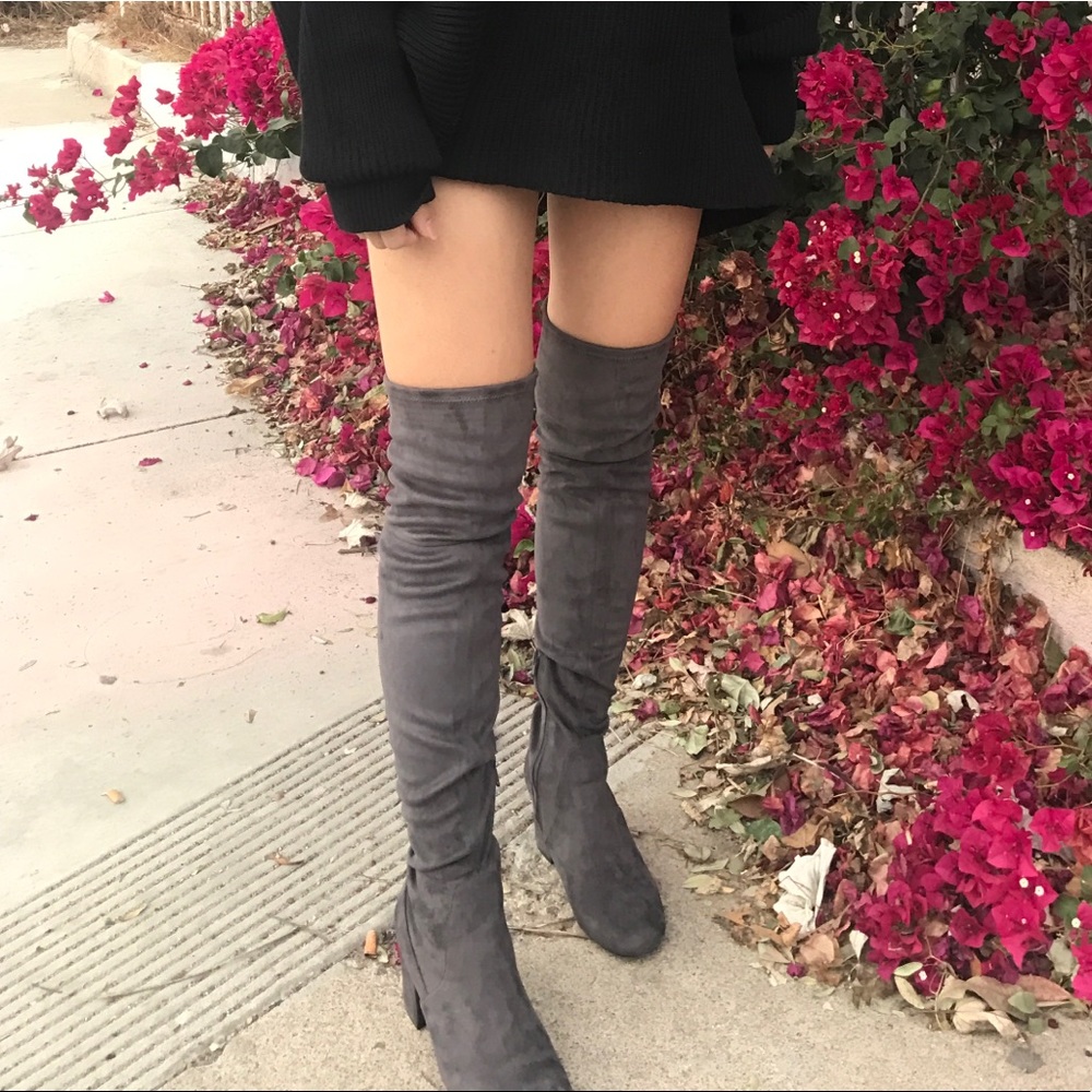 Thigh boots
